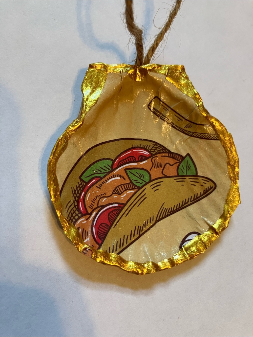 Handcrafted Seashell Ornament Taco Decoupage 3 inch - Picture 1 of 3